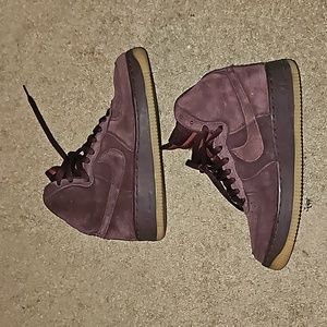 Nike Air force high maroon size 6y